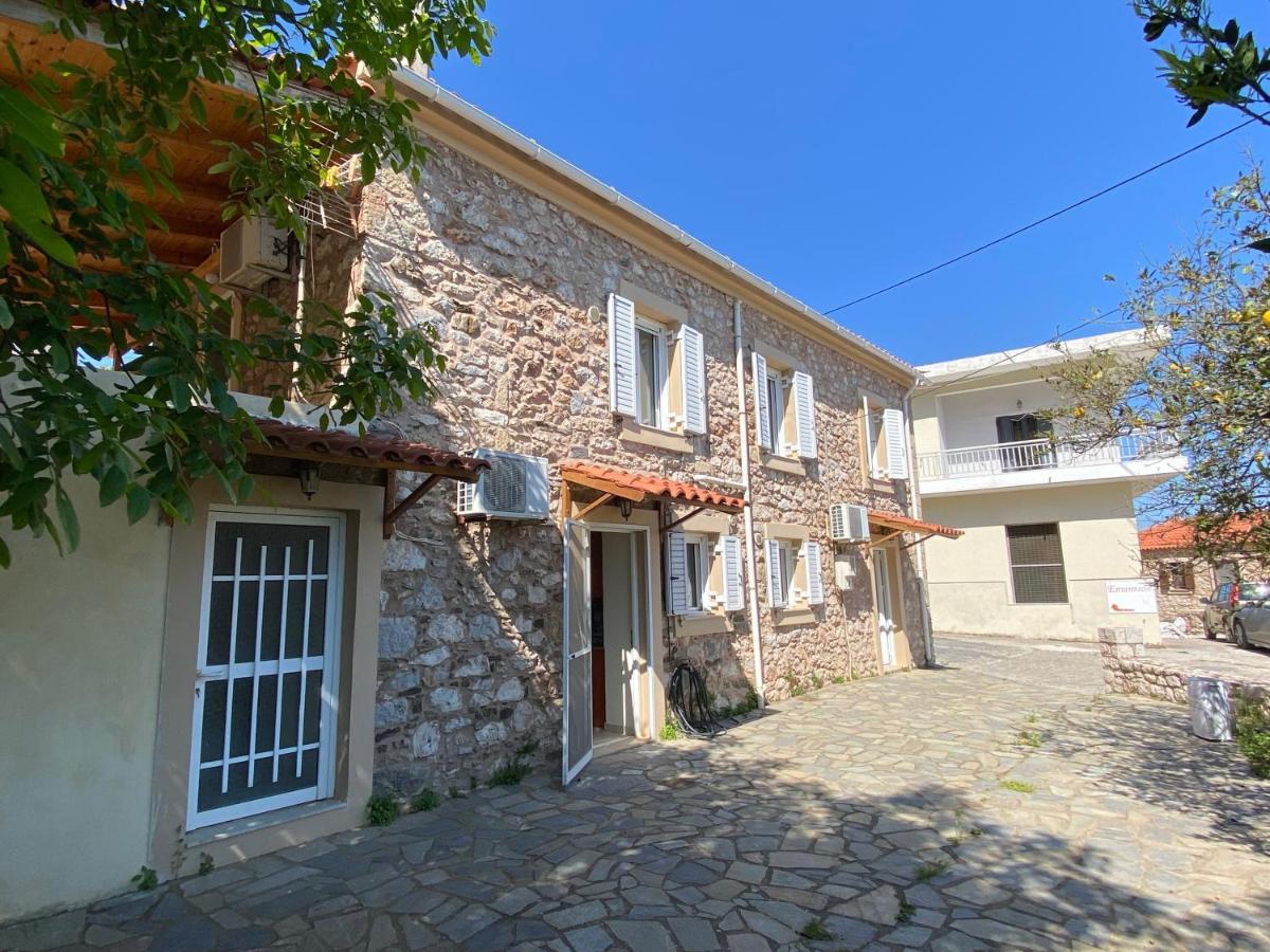 Studio Lakis Barbajonn'S Stone House Foutia Esterno foto